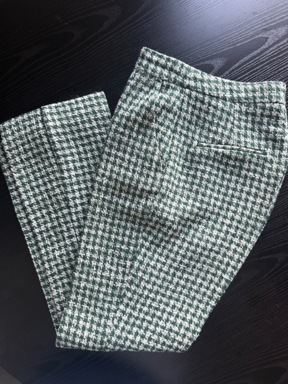 Green & Cream - Picture 13 of 16